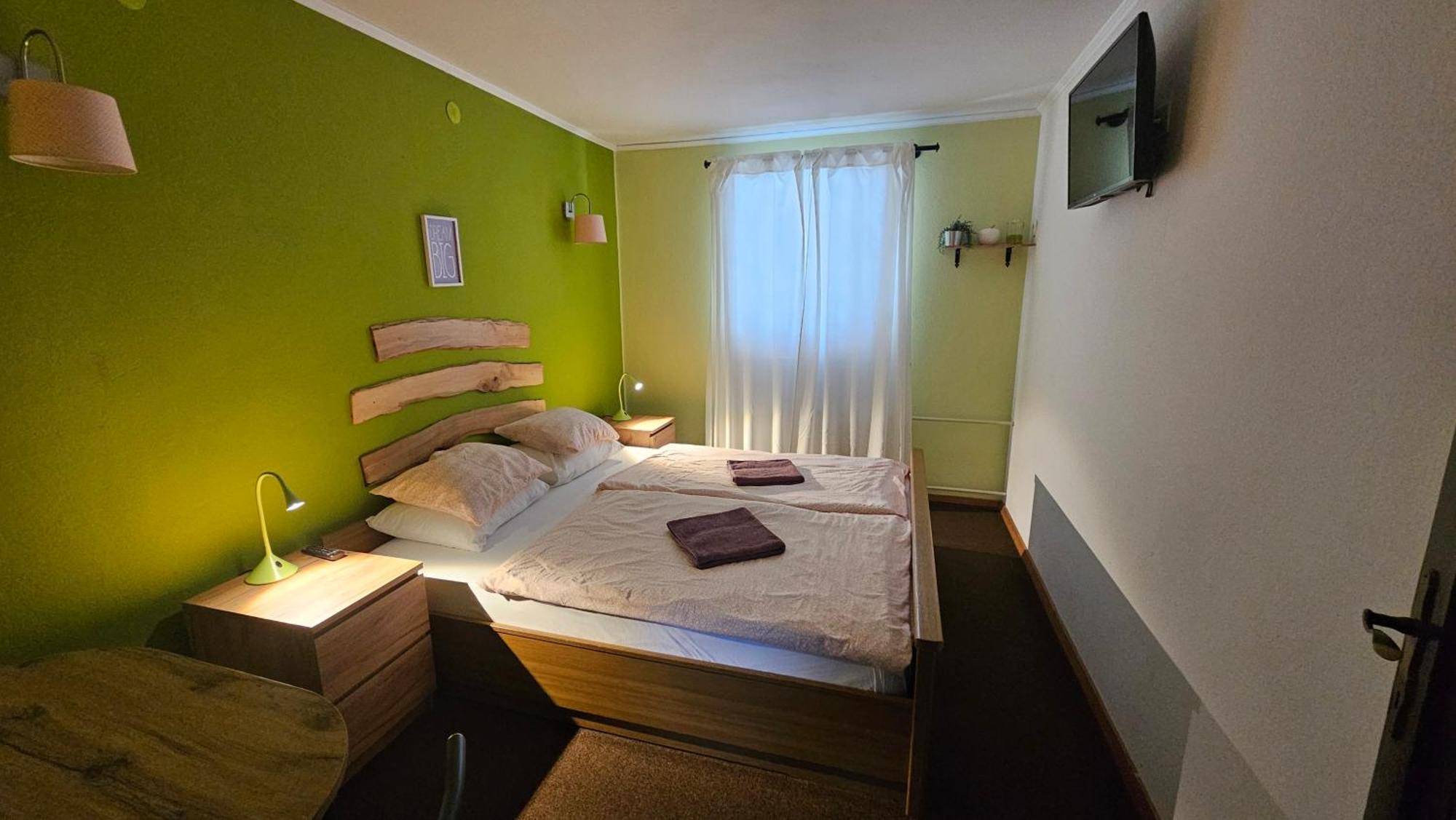 Rooms Malina Blejska Dobrava Екстер'єр фото