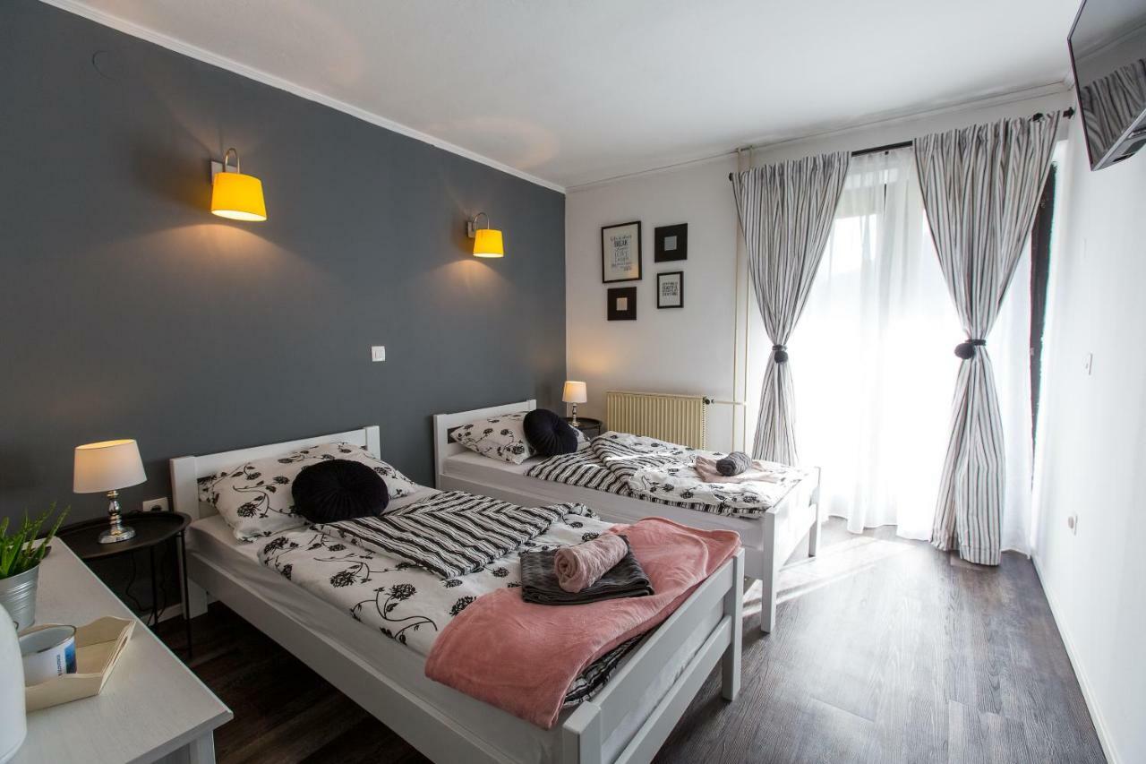 Rooms Malina Blejska Dobrava Екстер'єр фото